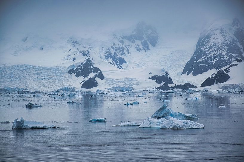 Brown Station on the Sanavirón Peninsula by Frank's Awesome Travels
