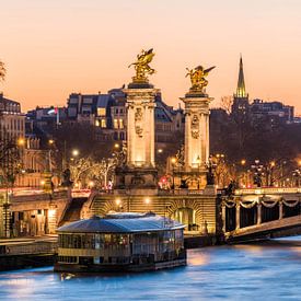 On the Seine in Paris by Hans Altenkirch