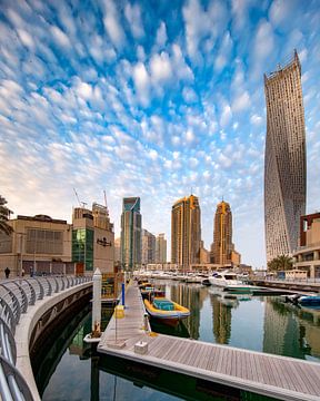 Dubai Marina een nieuwe dag wacht van Rene Siebring