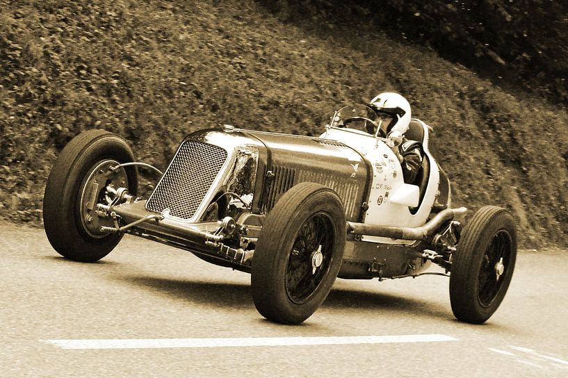 Maserati 8 CM Sepia Fotografie   Eggberg Klassik 2019 von Ingo Laue