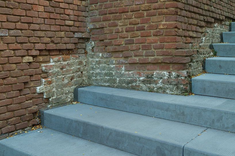 Escaliers restaurés Bastion Bolwerk par Rob van Eerd