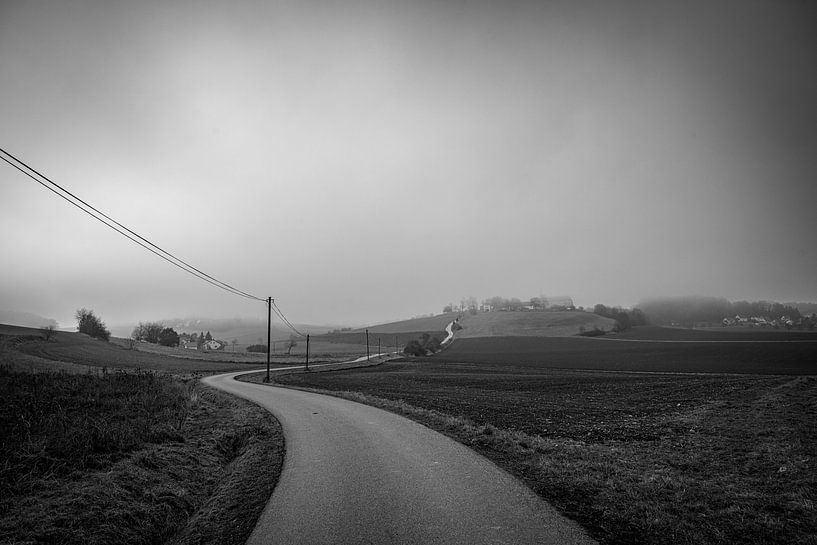 Adlersberg in de mist van Rainer Pickhard