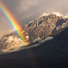 Regenboog in de Lienzer Dolomieten - Oost-Tirol - Oostenrijk van Felina Photography