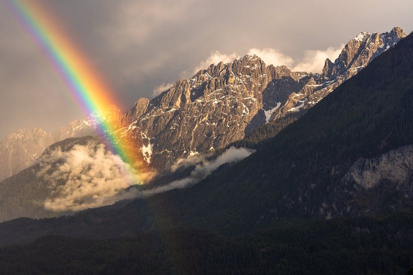 Regenboog in de Lienzer Dolomieten - Oost-Tirol - Oostenrijk van Felina Photography