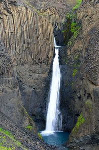 Erstaunlicher Wasserfall