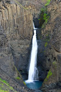 Erstaunlicher Wasserfall von Frank's Awesome Travels