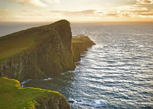 Coucher de soleil au phare de Neist Point, île de Skye, Écosse
