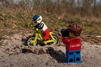Motorcrossen in het bos met Lars