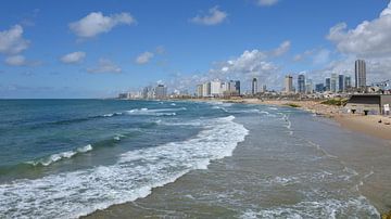 Uitzicht op Tel Aviv vanaf Jaffa (panorama) van Evert-Jan Hoogendoorn