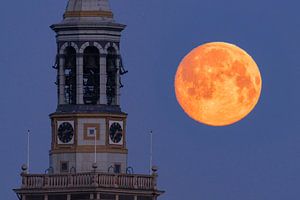 Kampener Kirchturm bei Vollmond | Architektur und Natur von Marijn Alons