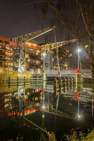 Brücke den Ophef Abend im Piushaven von Freddie de Roeck