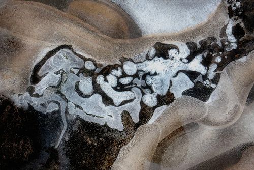 Ice texture with brown and beige tones