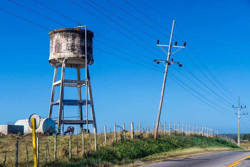 Watertoren in Cuba van Rob Altena