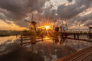 Molens Kinderdijk - Zonsondergang van Fotografie Ploeg