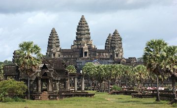 Angkor Wat in Cambodia by Achim Prill