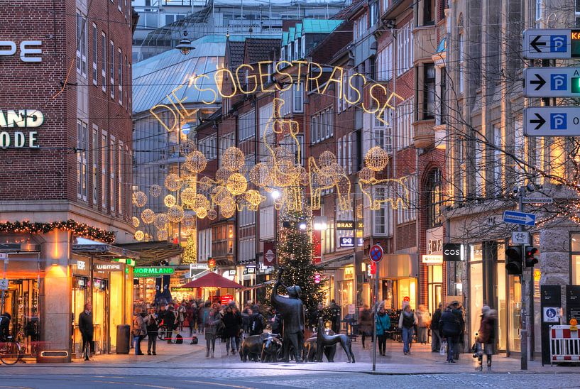 Sögestraße, Sögegruppe, Piggy, Vitrine par Torsten Krüger