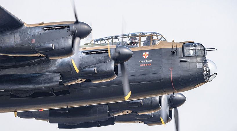 AVRO Lancaster bommenwerper. van Jaap van den Berg