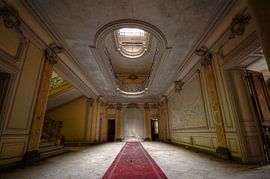 Castle of Light (France) by Kurt Dendooven