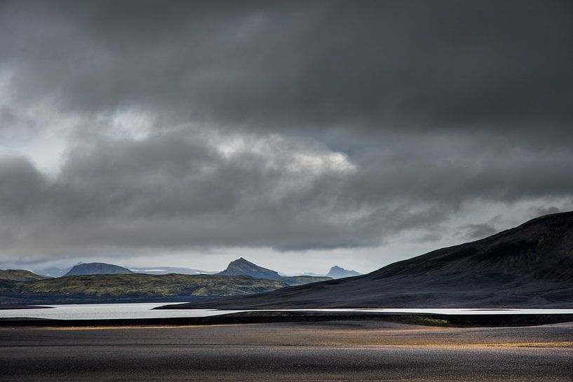 Icelandic ruggedness by Danny Slijfer Natuurfotografie