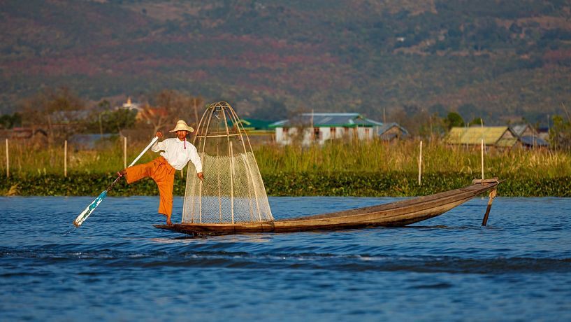 Die Fischer vom Inle See in Myanmar von Roland Brack