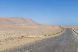 Route dans le désert sur Sander Groenendijk