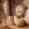 Buddhastatue aus Stein,  Polonnaruwa,  Sri Lanka von Peter Schickert