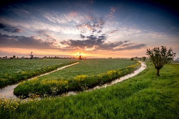 Zonsopgang bij Hoogmade van Frank Laurens