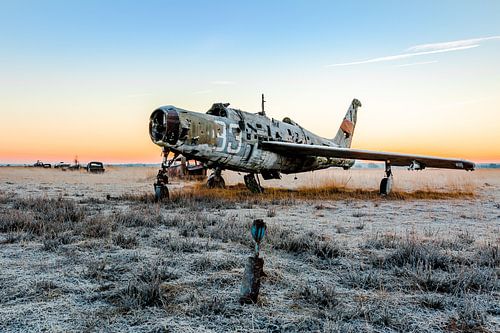 Prachtig vliegtuigje met de ochtendzon