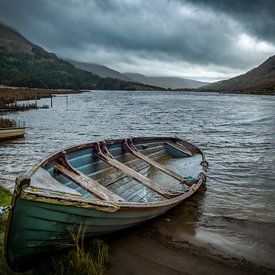 Silence in Ireland by Hans Brasz