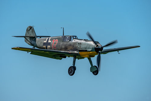 Jagdflugzeug der Luftwaffe vom Typ Messerschmitt Bf 109 E-4. von Jaap van den Berg