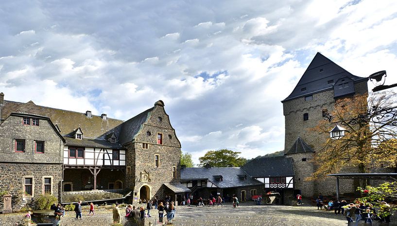 Burg Altena Panorama par Edgar Schermaul