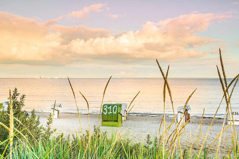 Goldene Stunde im Ostseebad Sierksdorf von Ursula Reins