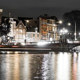 Amsterdam in de nacht  van Stijn van Hulten