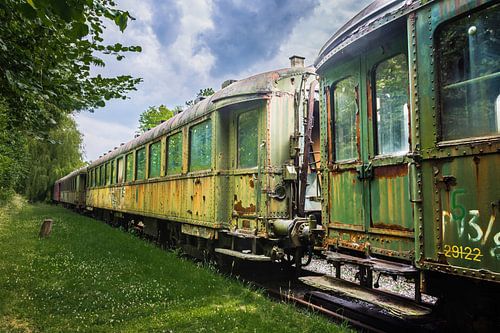 Shunted and Abandoned Trainset