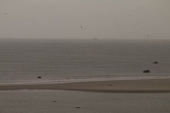 Regen über dem Meer