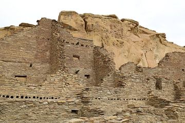 Pueblo Bonito (Pueblo culture) Building in Chaco Canyon, US state of New Mexico USA by Frank Fichtmüller