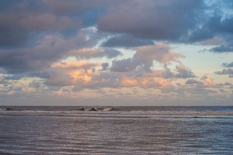 Sonnenaufgang Strand Schiermonnikoog von Margreet Frowijn