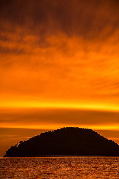 Langkawi zonsondergang van Annelies Martinot