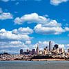 Ligne d'horizon de San Francisco, Californie, vue panoramique avec ciel et nuages. sur Dieter Walther