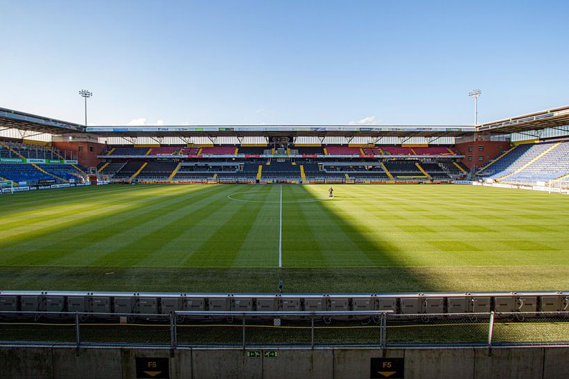 Het Rat Verleg Stadion: De Hoofdtribune van Martijn