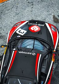 Out of the pits by Tije Mählmann