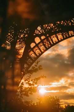 Zonsondergang achter de toren van Poster Art Shop