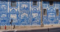 Azulejos, tuiles bleues à la Capela Das Almas, Porto, Douro Litoral, Portugal par Rene van der Meer Aperçu