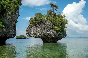 Seaview Thailand by Rick Van der Poorten