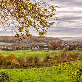 Couleurs d'automne à Schweiberg, dans le sud du Limbourg sur John Kreukniet