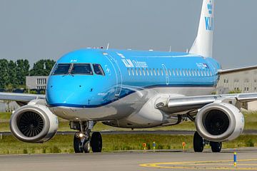 KLM Cityhopper Embraer ERJ-190. van Jaap van den Berg