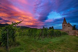 Serenade in der Dämmerung: Die verzauberte Kirche in Hunawihr