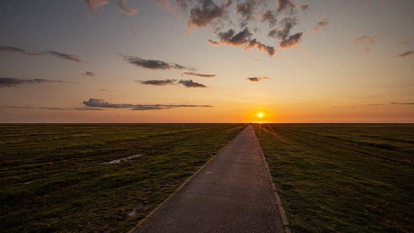 Weg zum Strand von Westerheversand von Alexander Wolff