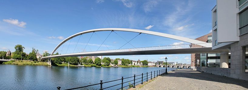 Pont haut de Maastricht par John Kerkhofs