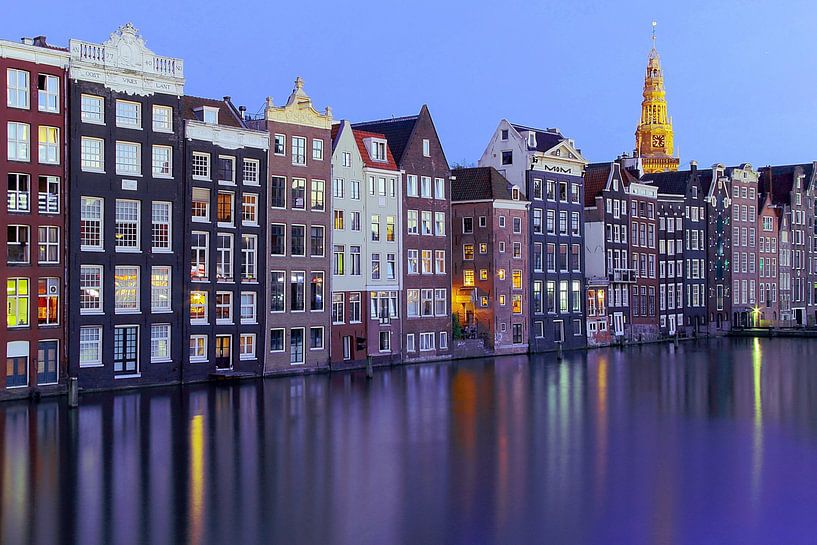 Damrak Amsterdam by Patrick Lohmüller